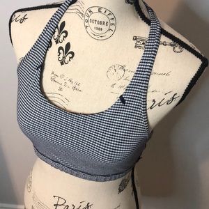 Lululemon Sports Bra Stripes SZ 8